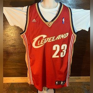 Stitched LeBron James Cavaliers Jersey